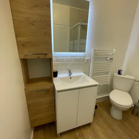 Joli T2, A 5 Min - Chez Marc Et Patricia