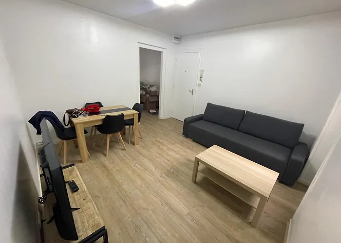 Apartment Joli T2, A 5 Min - Chez Marc Et Patricia