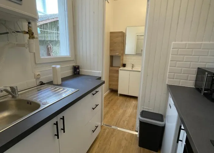 Joli T2, A 5 Min - Chez Marc Et Patricia Apartment *