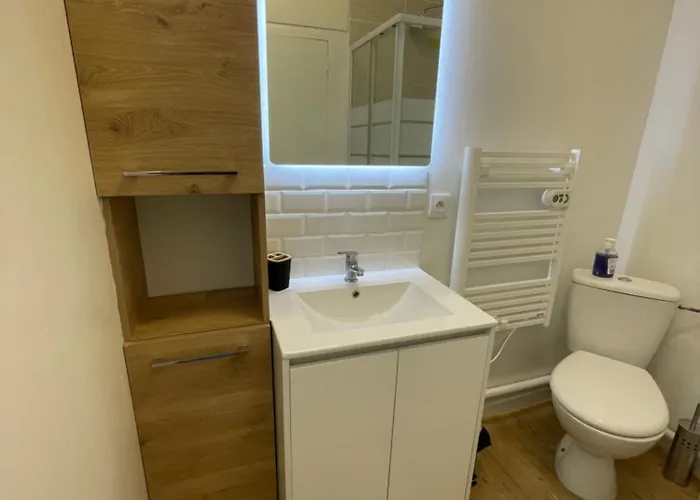 Joli T2, A 5 Min - Chez Marc Et Patricia